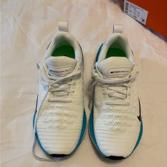 Nike Women’s InfinityRN 4 Road Running Shoes size 7 NWT - Picture 4 of 5